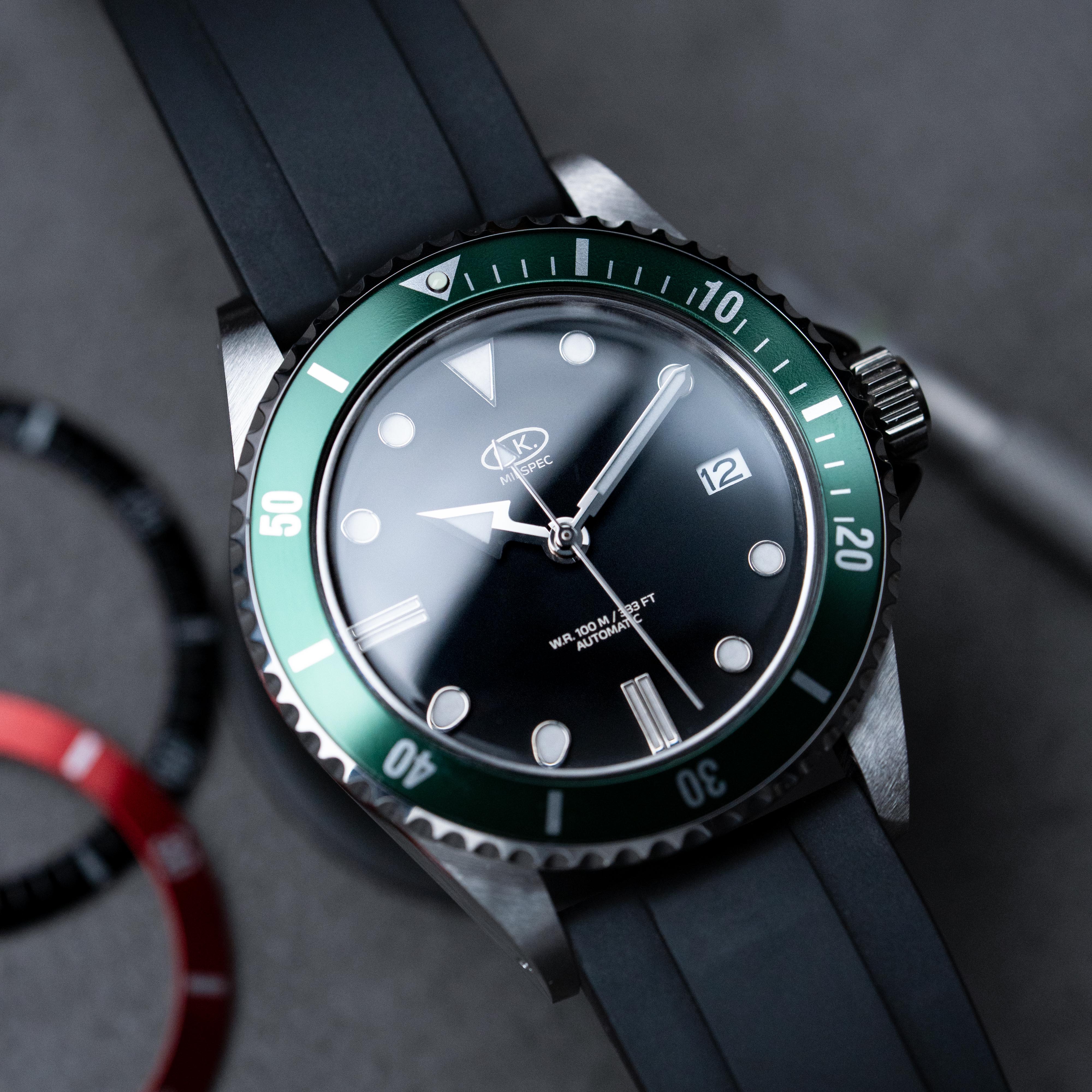 EONIQ x DIY WATCH CLUB Watchmaking Kit - Customizable 40mm diver - Seiko NH35 - Image 5