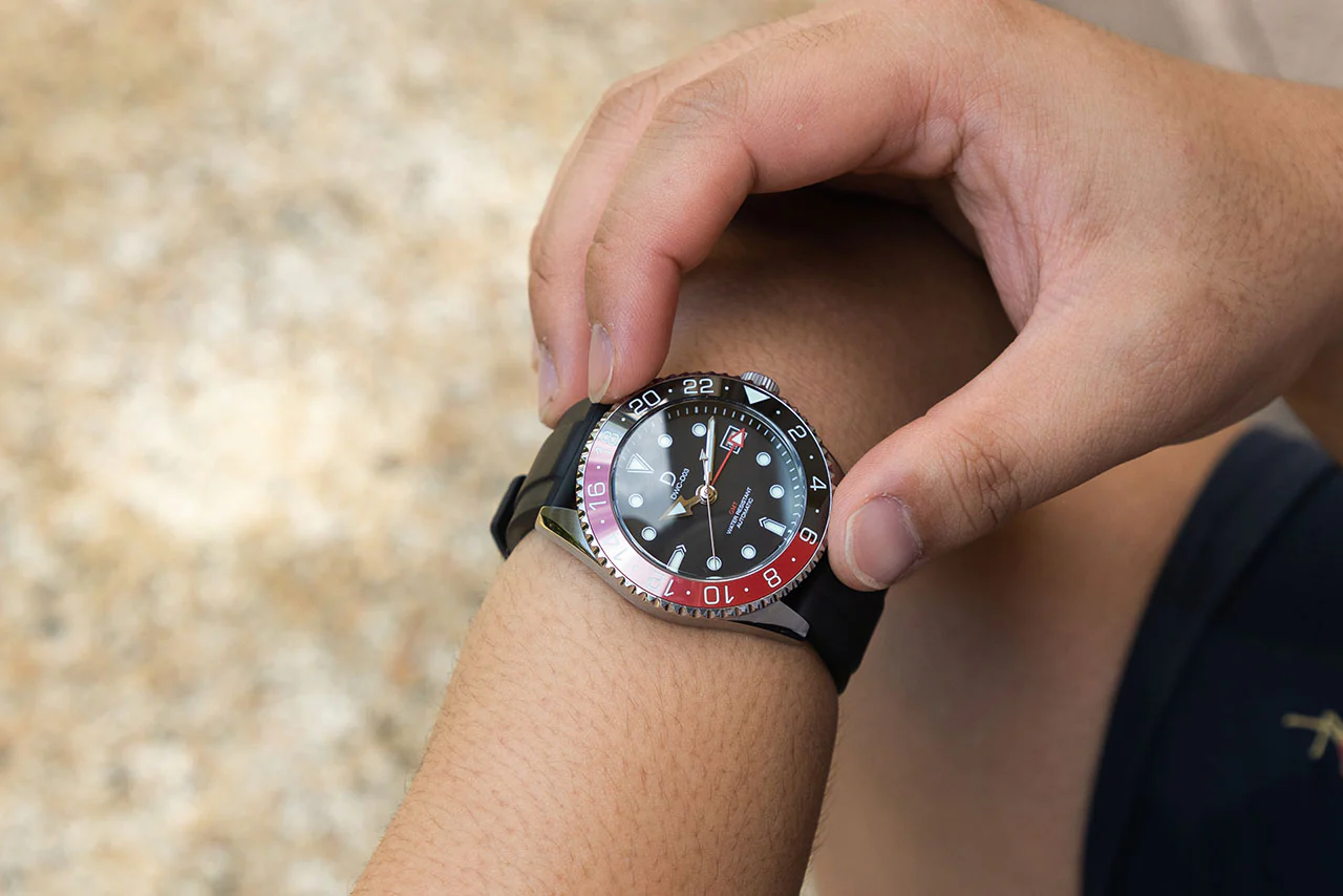DIY Watchmaking Kit | NH34 42mm GMT Dive Watch | Seiko GMT movement | Ceramic Coke GMT Bezel | DWC-D03 - Image 4